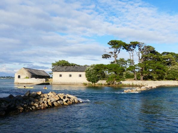 L'île Aux Moines, La Perle Du Golfe Dans Le Golfe Du Morbihan