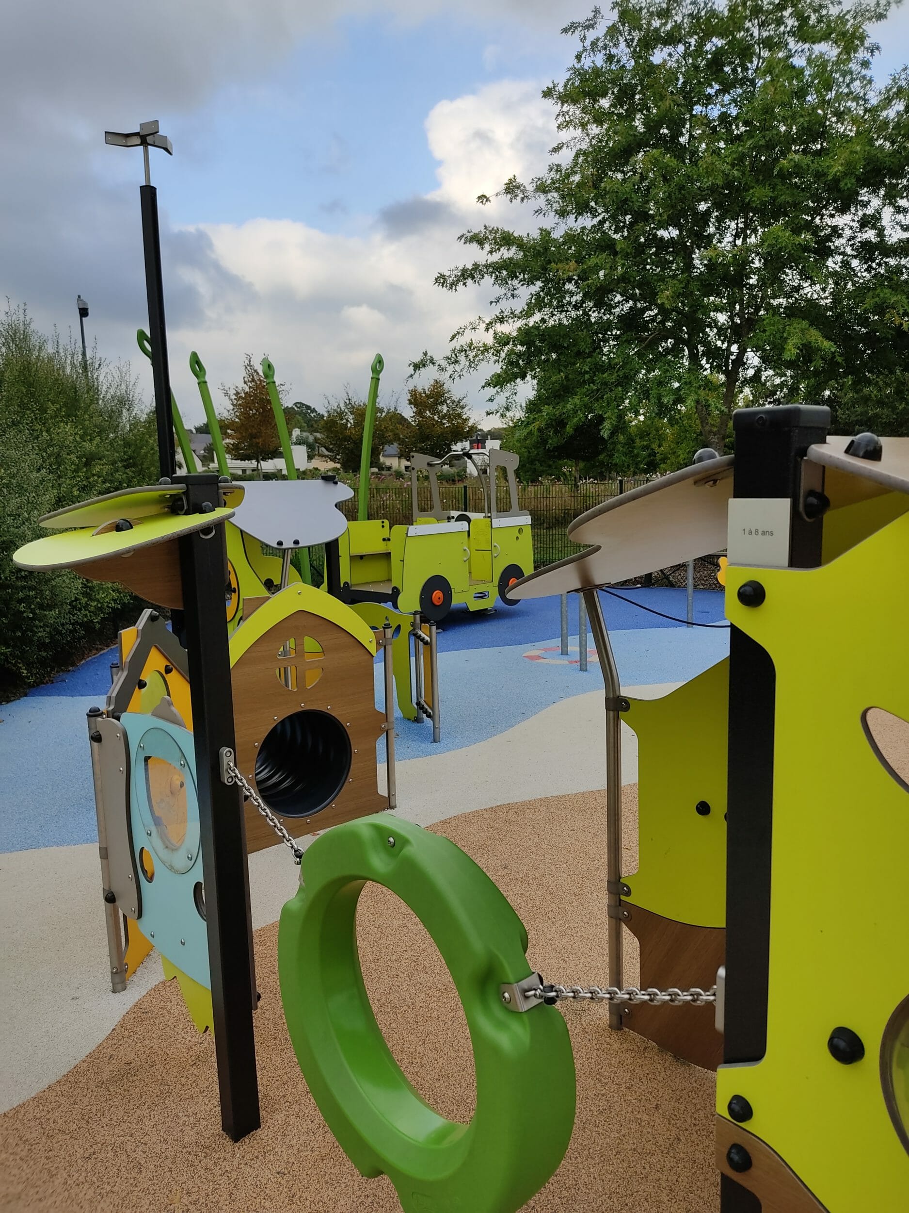 Jeux pour enfants au parc de Tohannic, Vannes