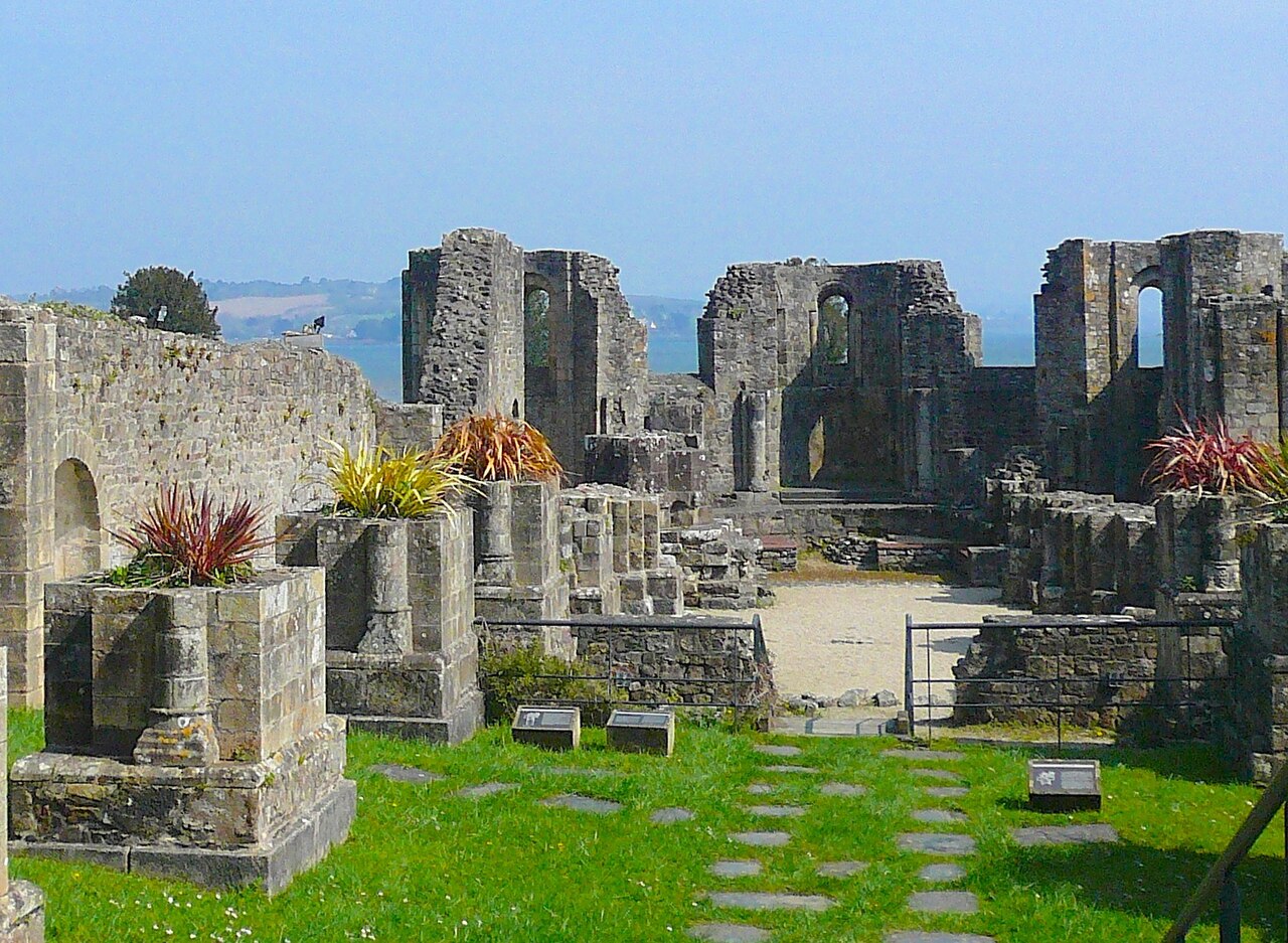Ancienne abbaye de Landévennec sur la presqu'île de Crozon