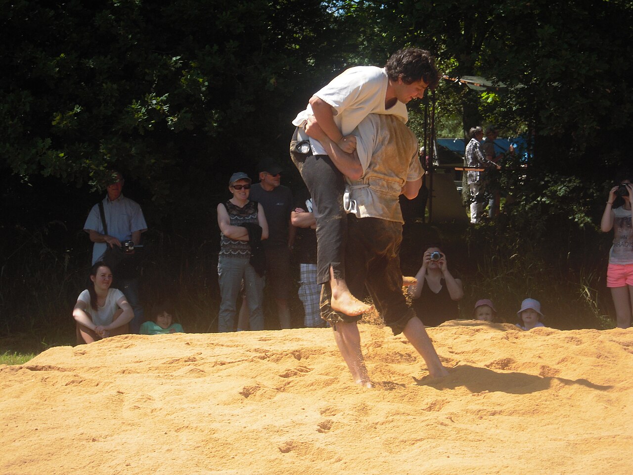 Combat de gouren - lutte bretonne traditionnelle