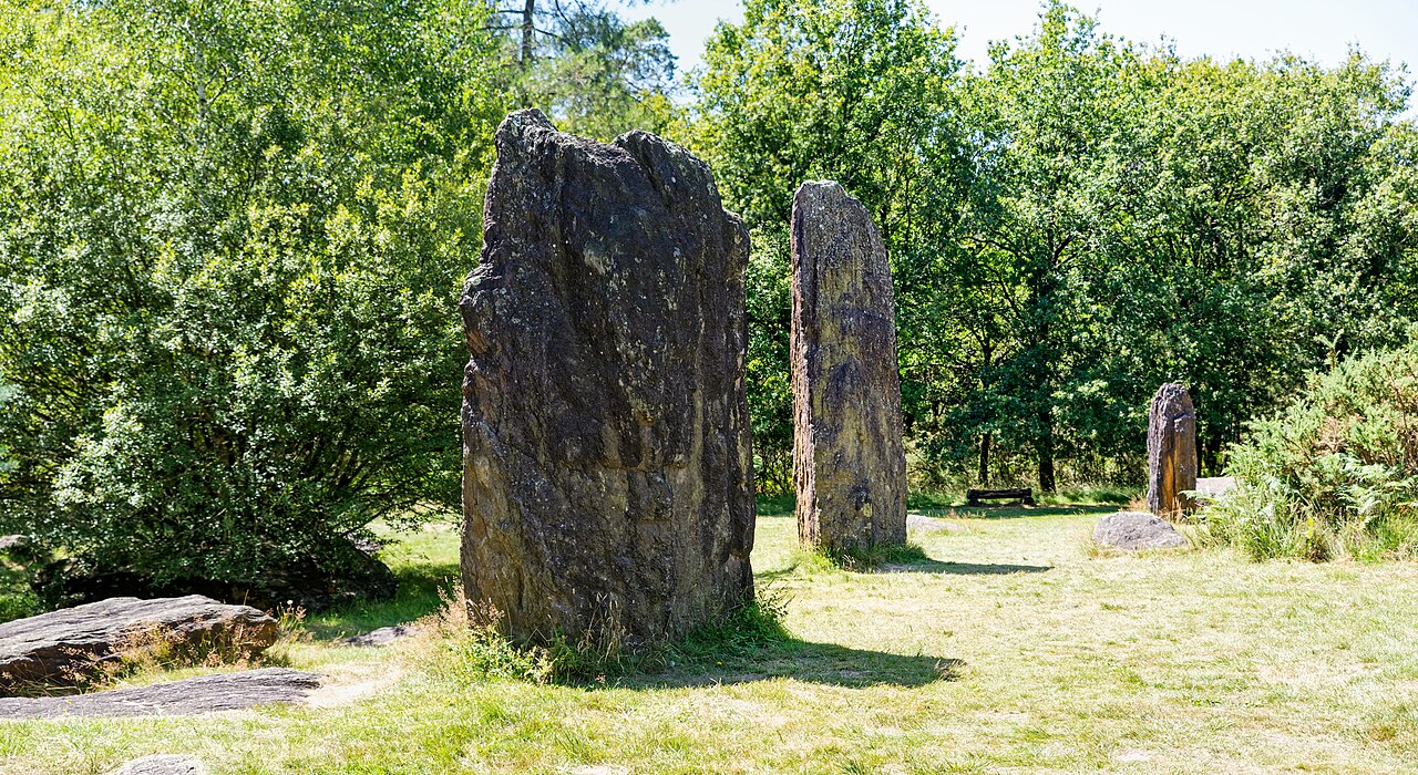 Menhirs de Monteneuf
