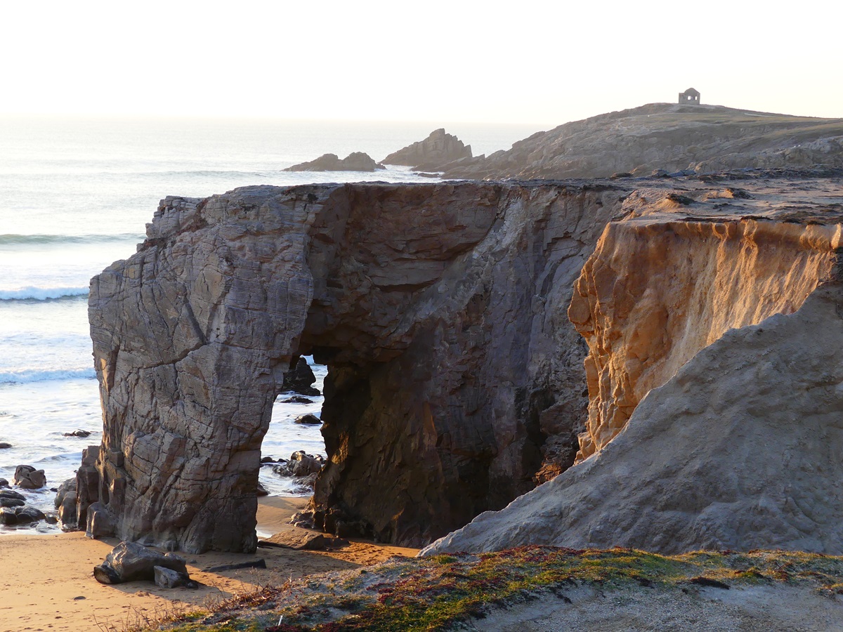 L’Arche de Port-Blanc, symbole de la côte sauvage